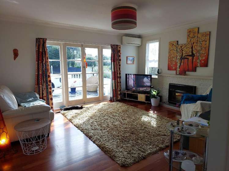 57 Tiroroa Ave 1802_2