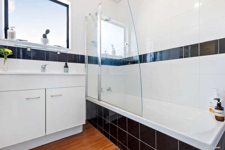 2/7 Fraser Road Narrow Neck_8