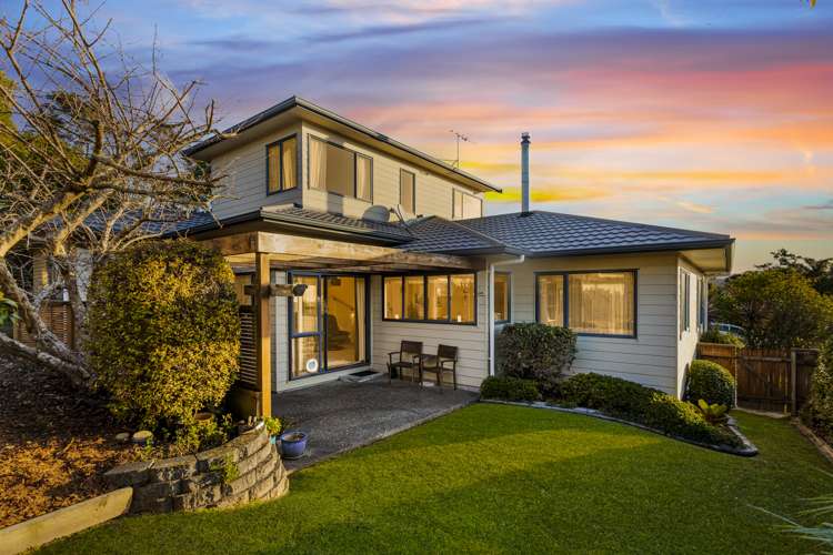 1 Frenz Drive Titirangi_1