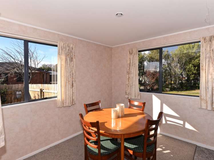 12 Rintoul Place Brightwater_7