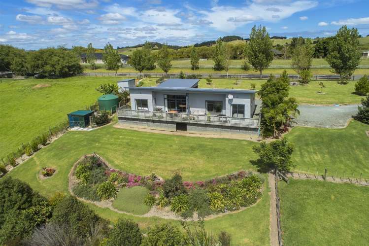 81 Jumna Road Maungaturoto_6