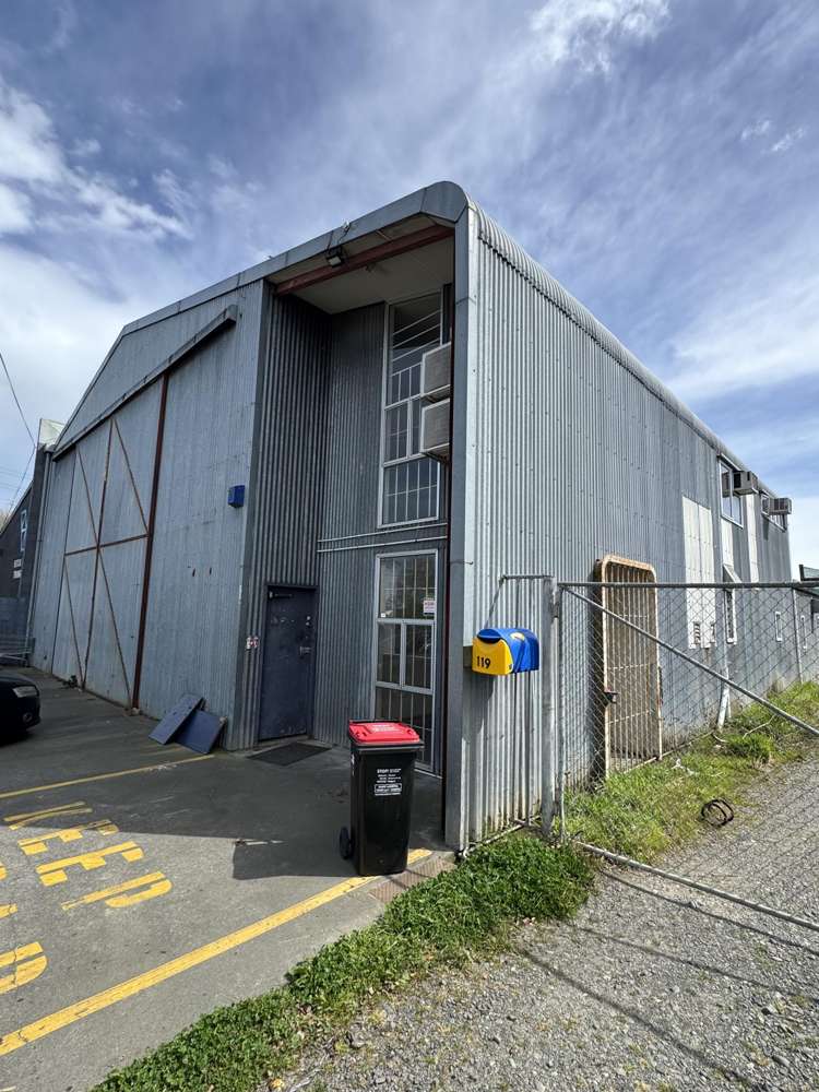 119 Stoneycroft Street Camberley_8