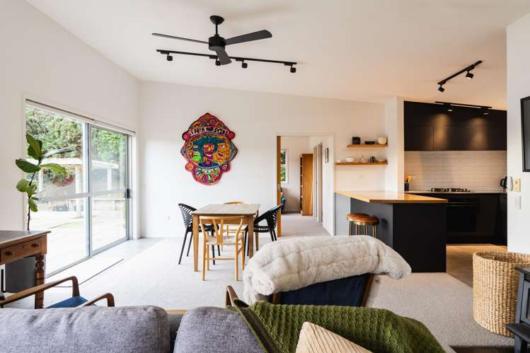 35 Waikana Street Broad Bay_18