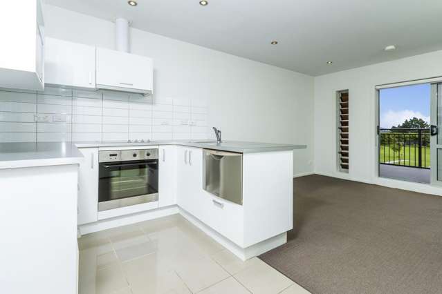 D7/71 Spencer Road Oteha_3