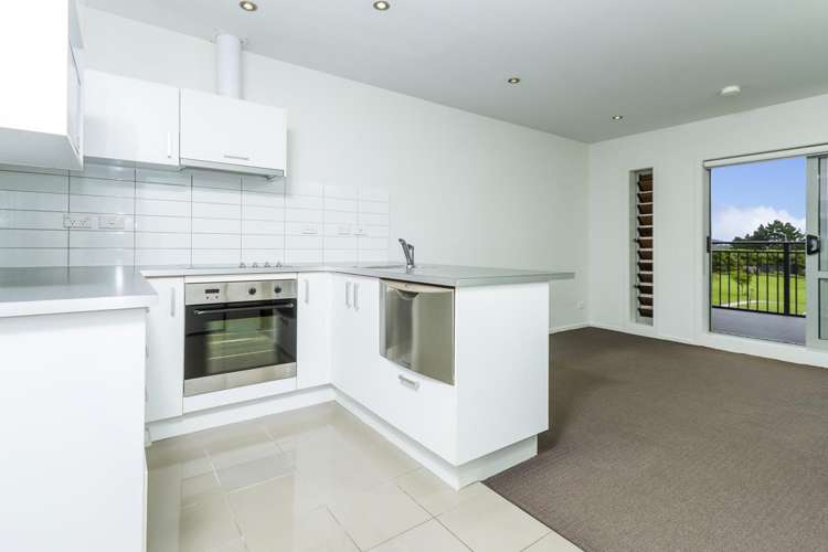 D7/71 Spencer Road Oteha_3