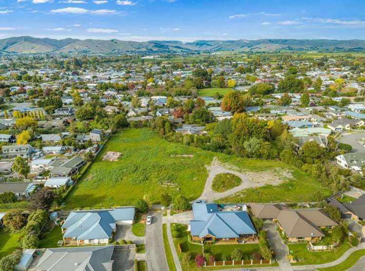 4 Magnolia Drive Springlands_3