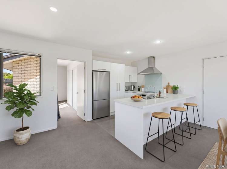 17 Charente Way Yaldhurst_2