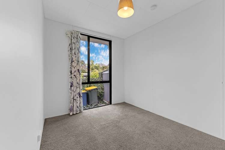 1/25 Taranui Place Henderson_13