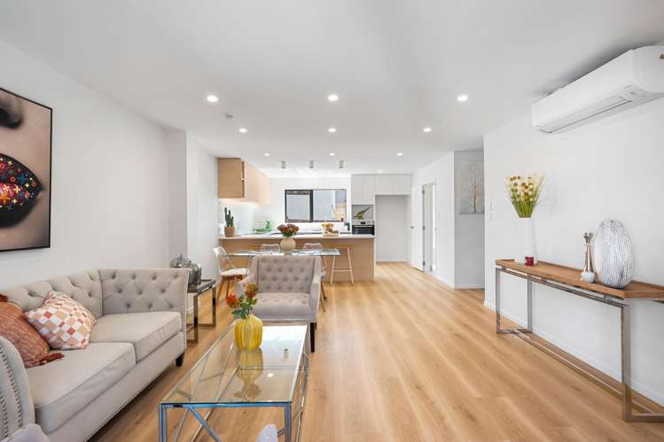 9/26 Morton Avenue Forrest Hill_13