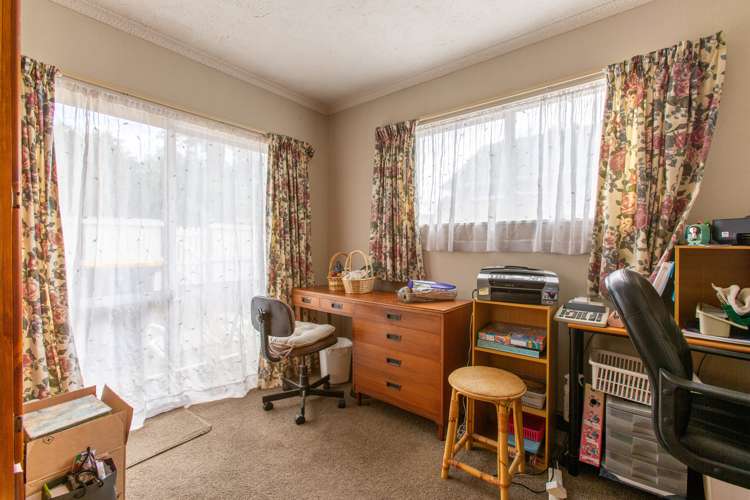 4 Guy Street Dannevirke_10