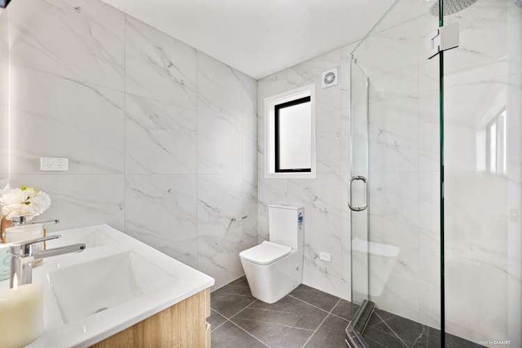 7 Crows Road Swanson_14