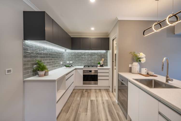 61 Dover Road Wainuiomata_16