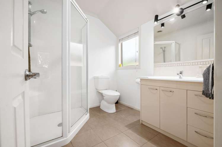 2 Holly Place Rototuna North_8