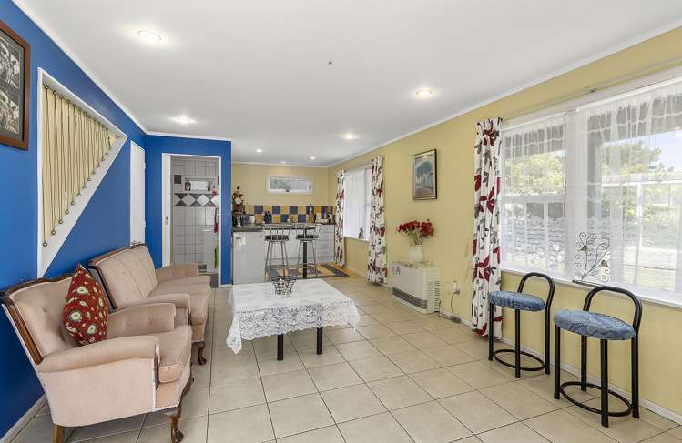 5 Beverley Grove Paparangi_17