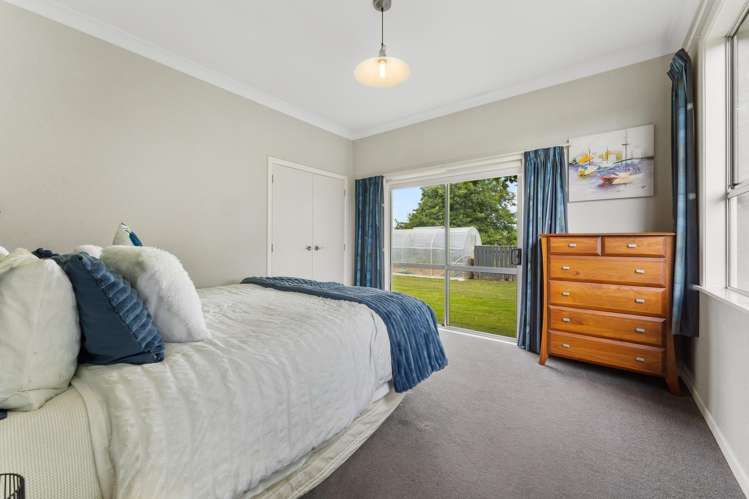 178 Waikawa Beach Road Manakau_13