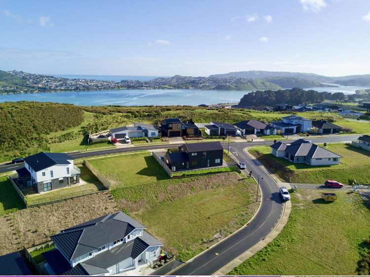 4 Te Arapito Close Aotea_6