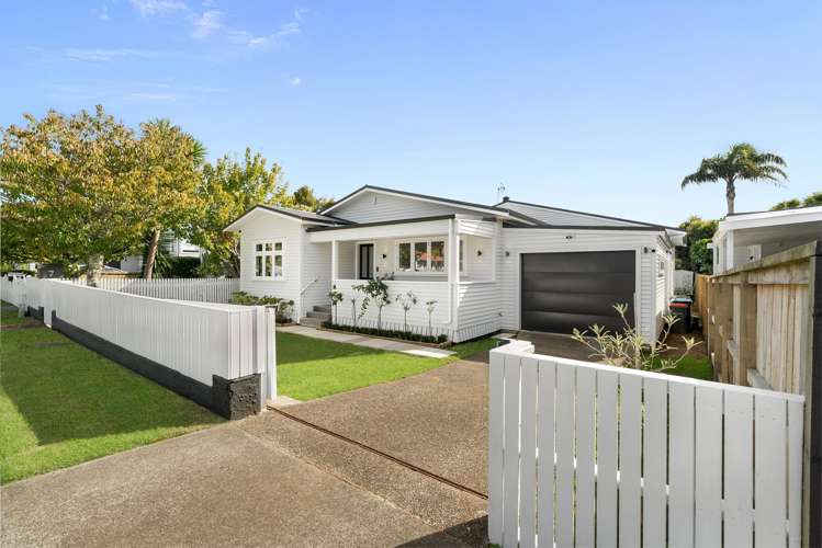 7 Huntingtree Avenue Sandringham_35