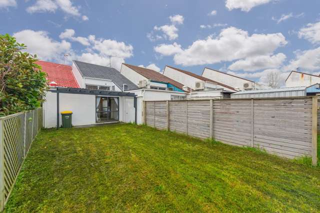 29j Springs Road Parakai_2