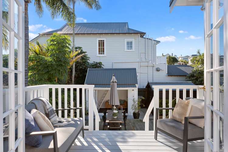 31 Queens Parade Devonport_28