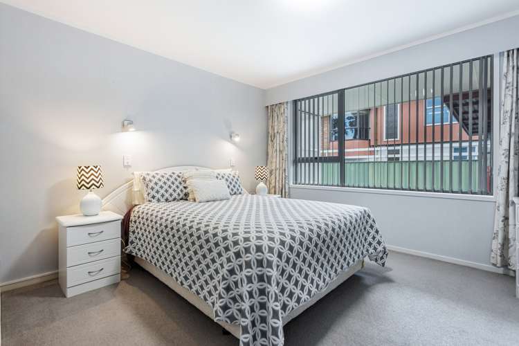 2/193 Don Buck Road Massey_12