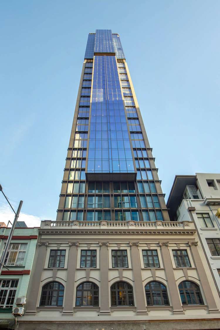 Unit 3203/51 Albert Sreet City Centre_13
