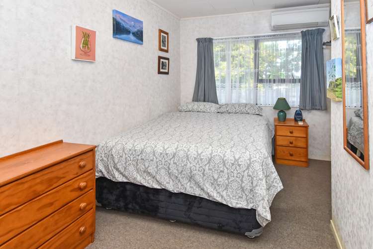 11 Bellville Drive Clendon Park_8