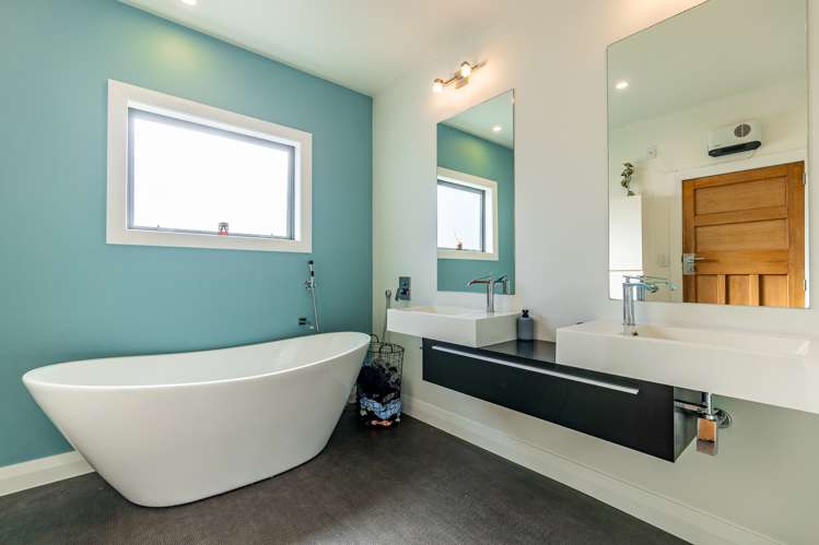 3 Climie Terrace Waimataitai_19