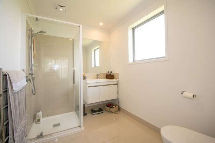 2 Piper Lane Burleigh_10