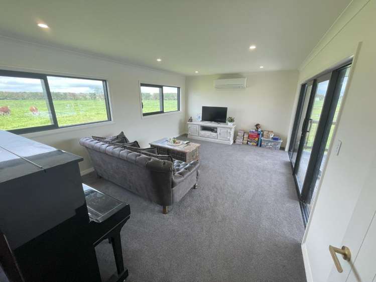 570 Holland Road Eureka_21