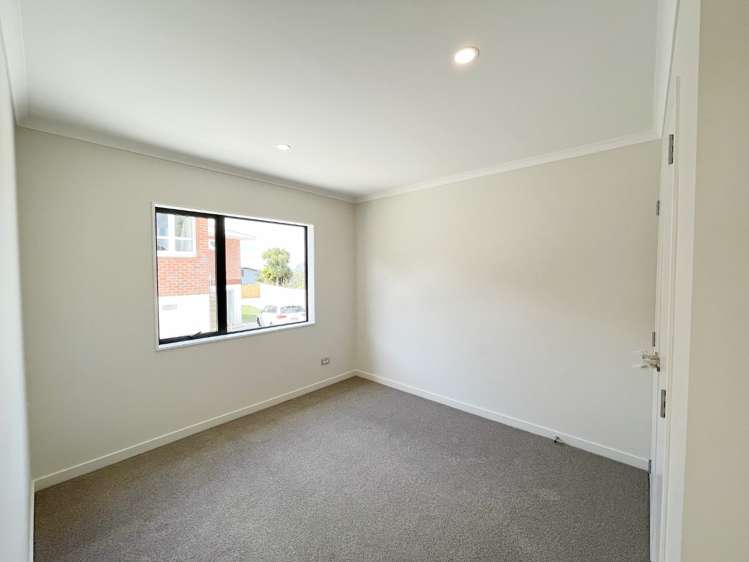 C/2 Crystal Avenue 1669_3