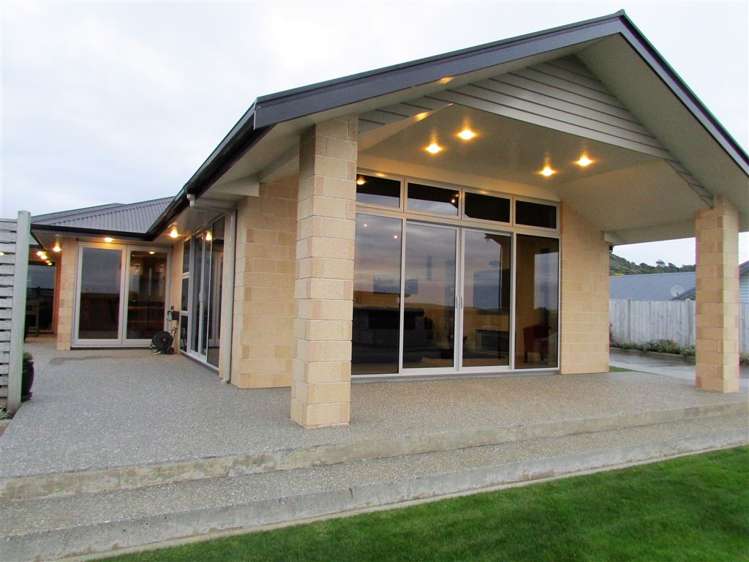 36 Karoro Place Karoro_0