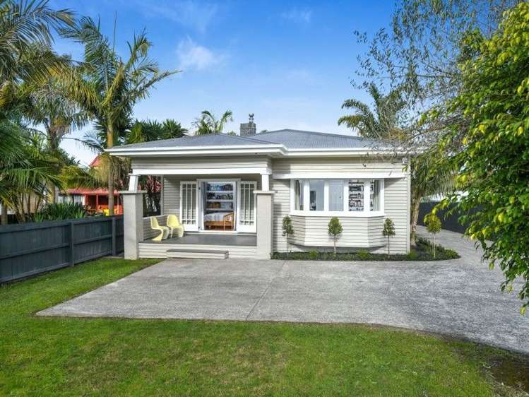 1012 Great North Road Point Chevalier_0