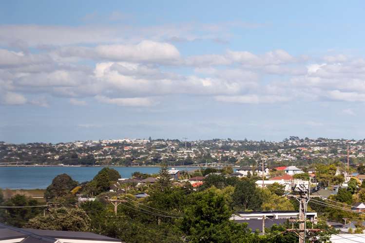 9/1b Egremont Street Belmont_34