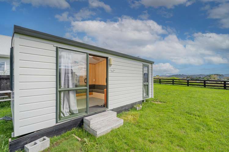 1 Tinirau Place Cooks Beach_19