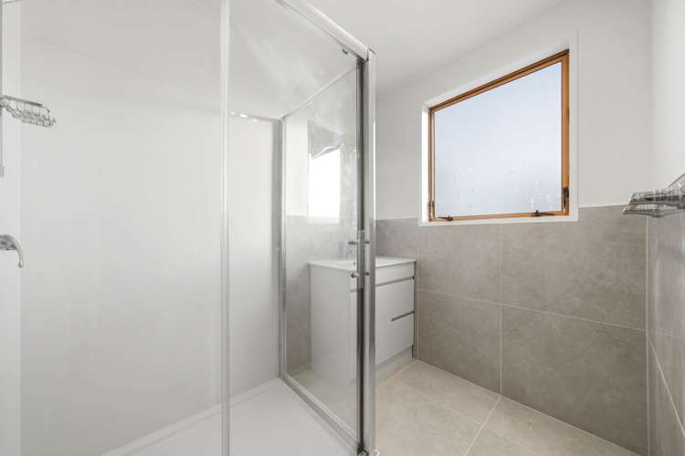 90C Beaumonts Way Manurewa_9