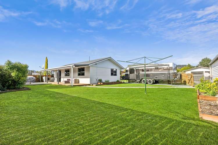 1 Rintoul Place Brightwater_9