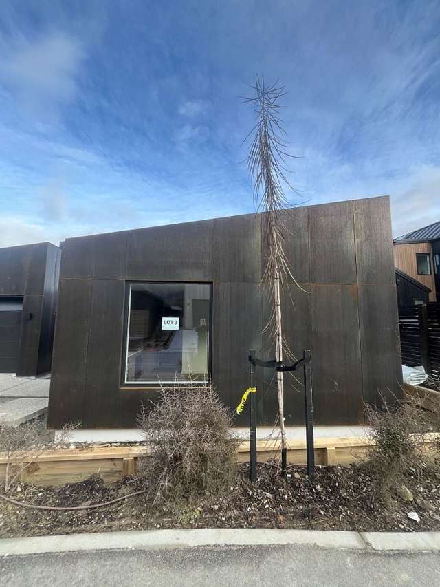 Stylish 1BR Unit at Jacks Point!