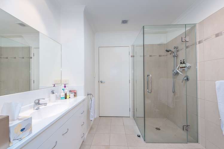 15/3 Turnbury Court Rototuna_10