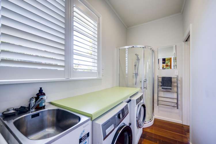 10 Dolbel Street Taradale_22