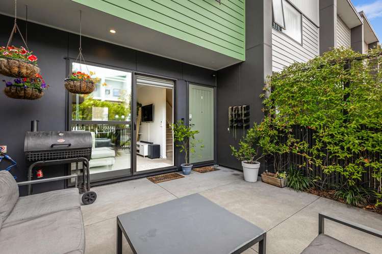 103 Squadron Drive Hobsonville_7