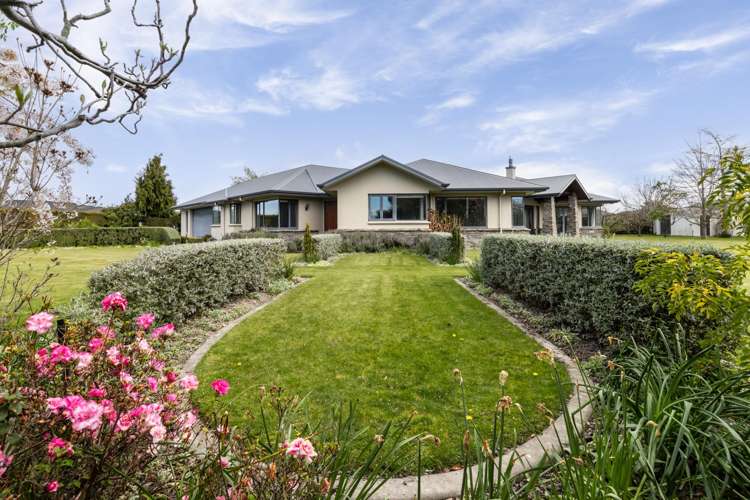 566 Lyndhurst Road Frimley_24