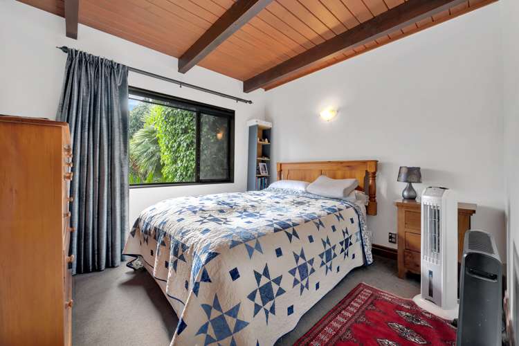 392 Redoubt Road Totara Park_21