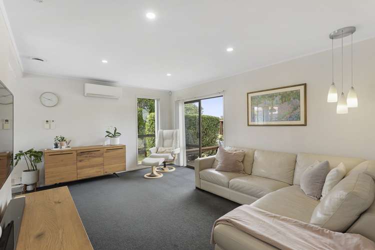 7 Motu Place Mount Wellington_5