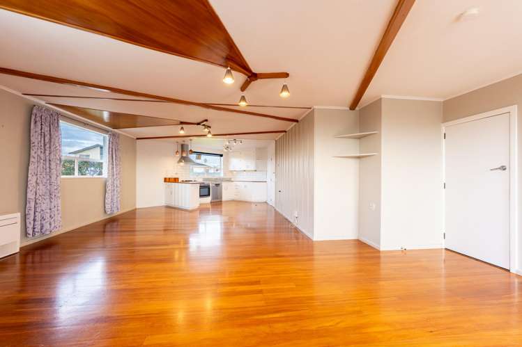 42 Tawa Street Glenwood_19