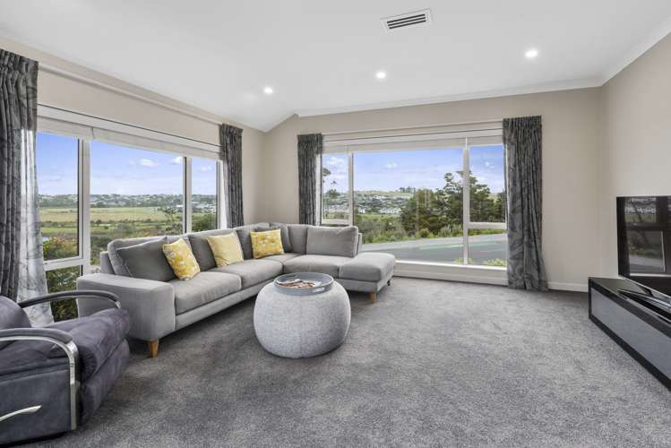 158 Arran Point Parade Orewa_1