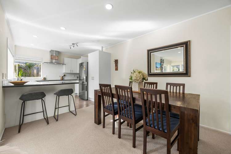 2/12 Pat O'Connor Place The Gardens_3