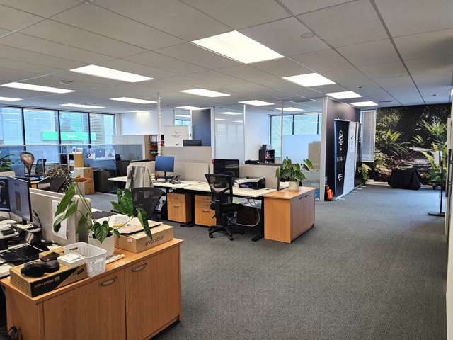 Unit B/7 Antares Place Albany_1