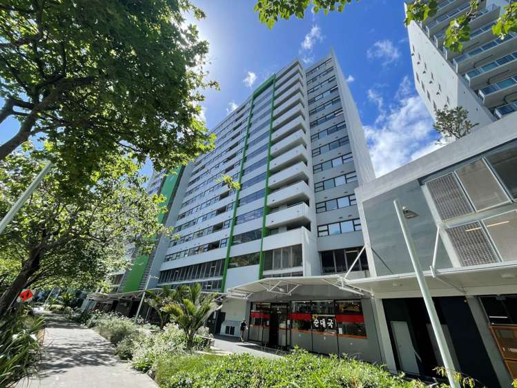 707/18 Beach Road Auckland Central_1