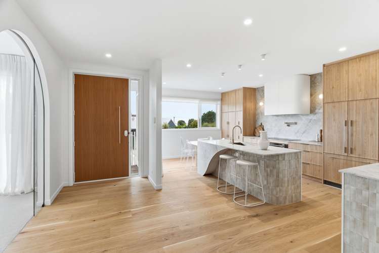 7 Moncks Bay Lane Redcliffs_3