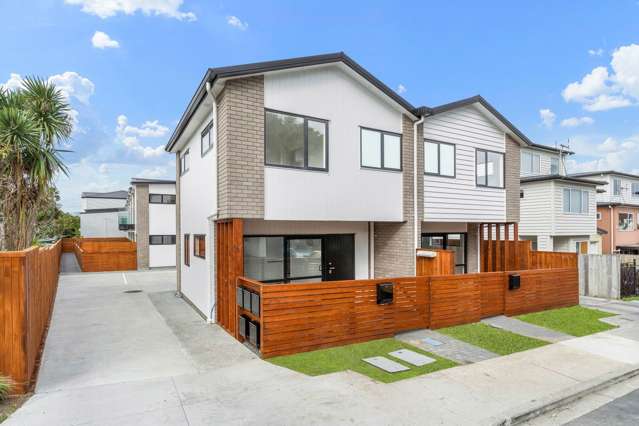 Brand New 2-Bedroom Duplex in Te Atatu Peninsula